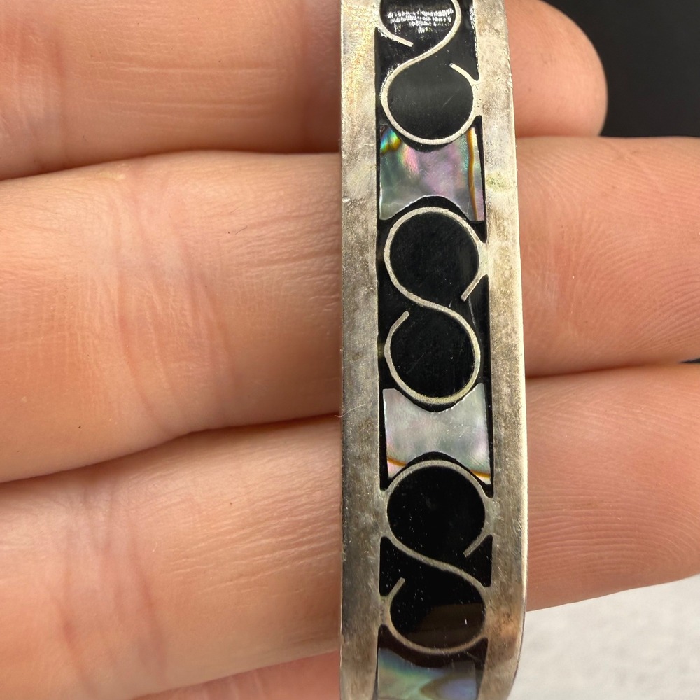 Vintage Mexican Sterling Bangle‎ Bracelet Sterling Silver Black Onyx MOP  6.5